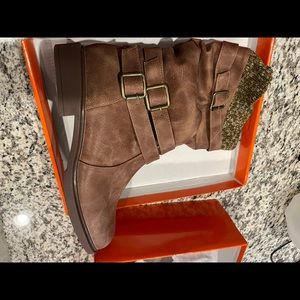 Womens Mid Calf Low Block Heel Faux Leather Boots | Size 10